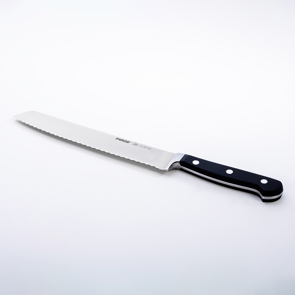 Classic Bread Knife 22 cm